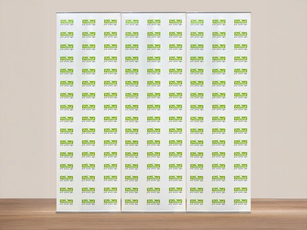 step-repeat-link-backdrop-900x675